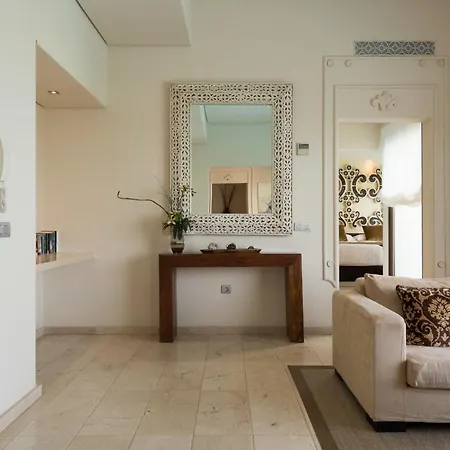 Puerto Del Carmen Sleeps 4 Pool Air Con Wifi Villa